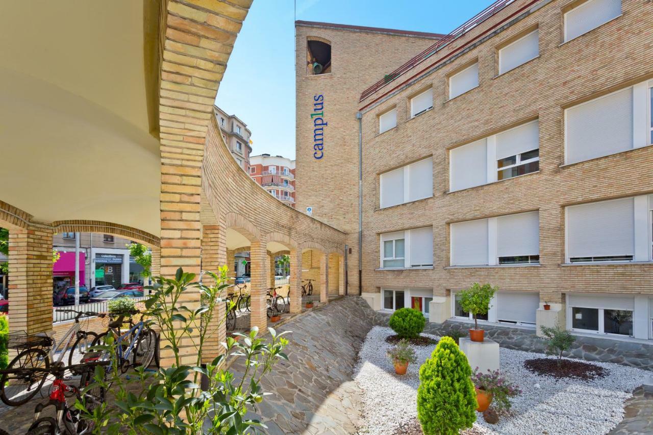 Apartamento Camplus Pamplona Exterior foto